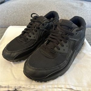 Nike Air Max 90 Essentials Triple Black 2020 Size 11